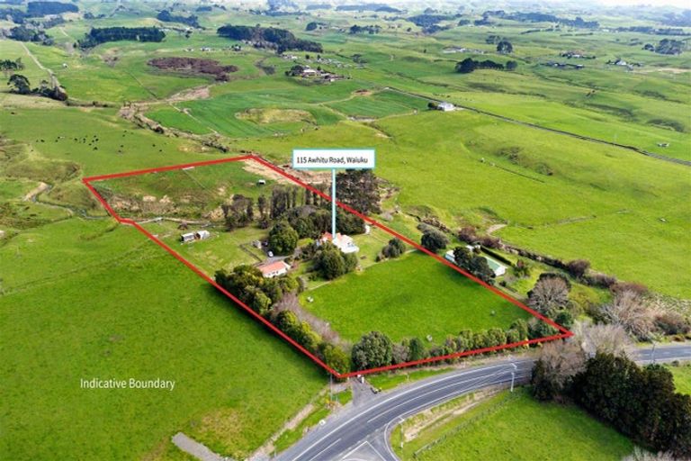 Photo of property in 115 Awhitu Road, Karioitahi, Waiuku, 2683