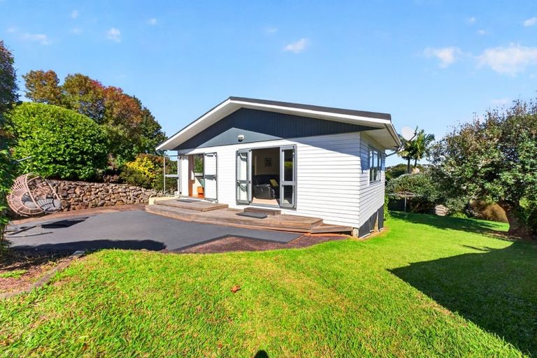 Photo of property in 1 Brunton Place, Glenfield, Auckland, 0629