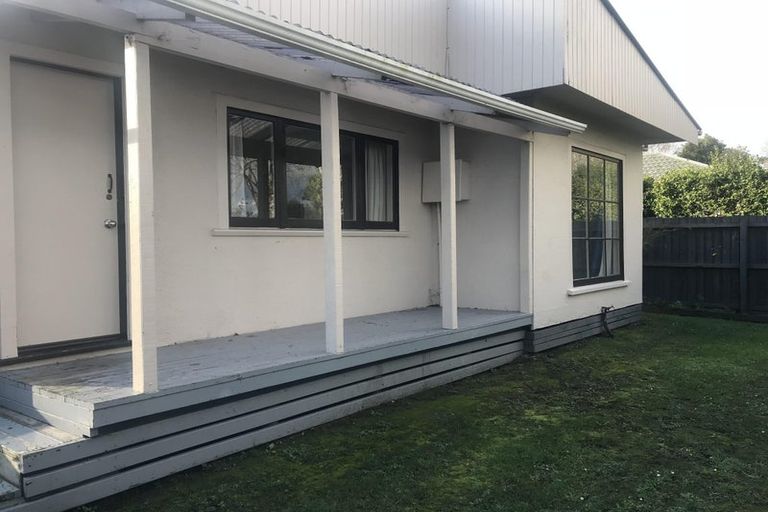 Photo of property in 20 Barnes Road, Redwood, Christchurch, 8051