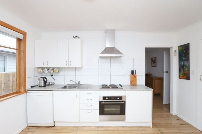 Photo of property in 21 Carrington Avenue, Hillcrest, Hamilton, 3216