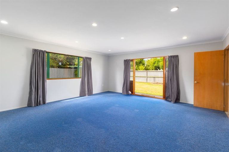 Photo of property in 12 Tauiwi Crescent, Hei Hei, Christchurch, 8042