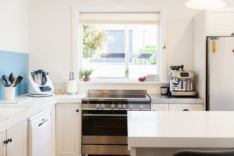 Photo of property in 25 Pacific Street, Roslyn, Dunedin, 9010