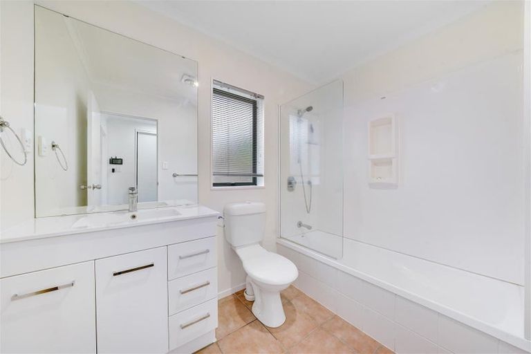 Photo of property in 335 Mahia Road, Weymouth, Auckland, 2103