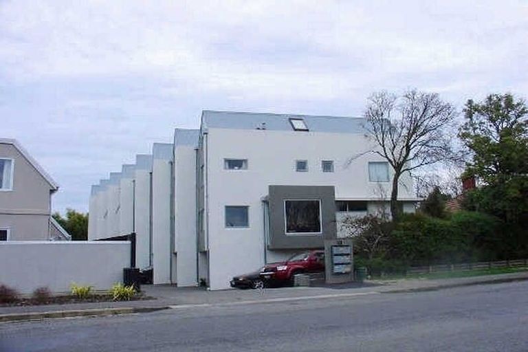 Photo of property in 8/86 Brockworth Place, Riccarton, Christchurch, 8011