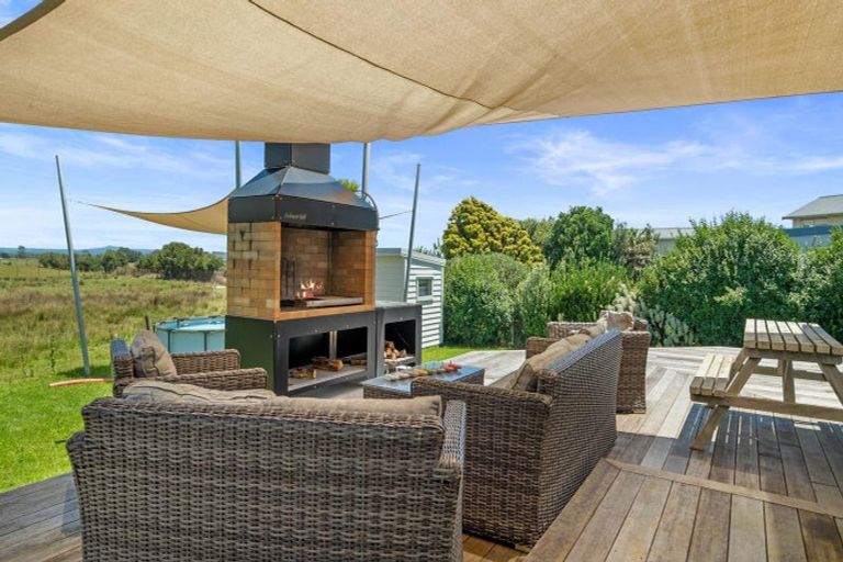 Photo of property in 188 Pukehina Parade, Pukehina, 3189