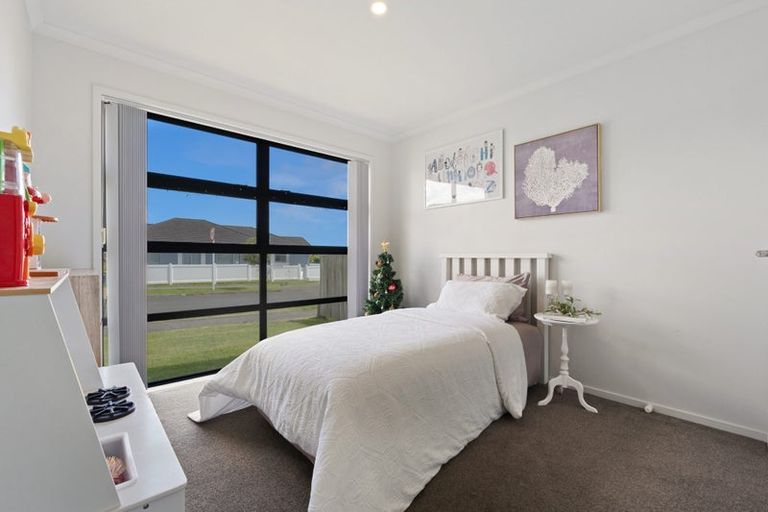 Photo of property in 4 Matawai Puna Drive, Pukekohe, 2120