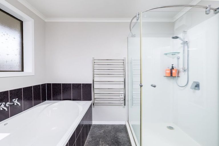 Photo of property in 30 Innes Street, Waimate, 7924