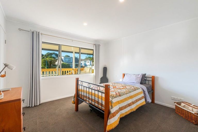 Photo of property in 1 Tamatea Drive, Snells Beach, 0920