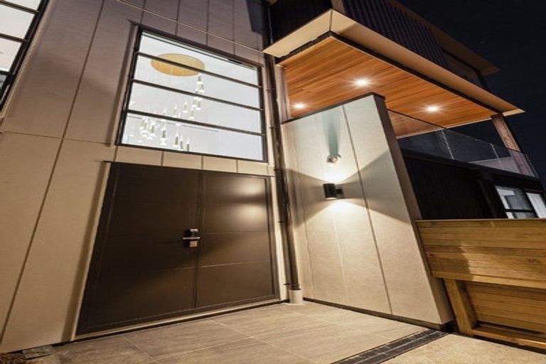 Photo of property in 50c Killarney Street, Takapuna, Auckland, 0622