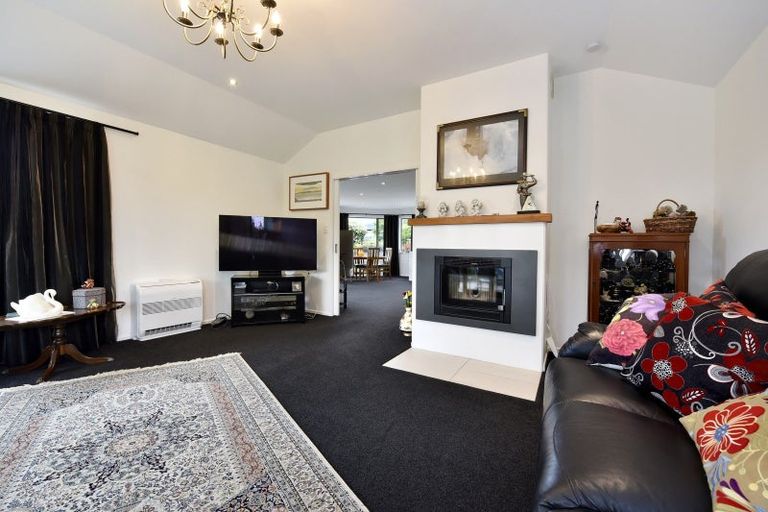 Photo of property in 19 Aratia Way, Richmond, 7020