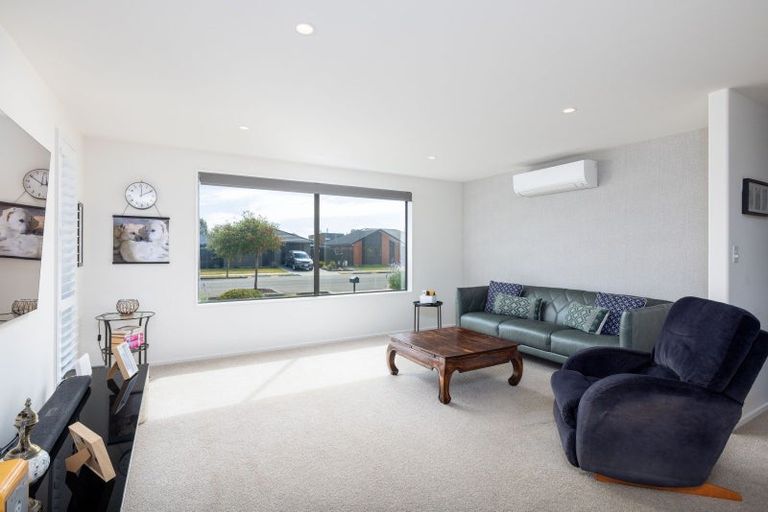 Photo of property in 18 Tiritiri Moana Drive, Pegasus, 7612