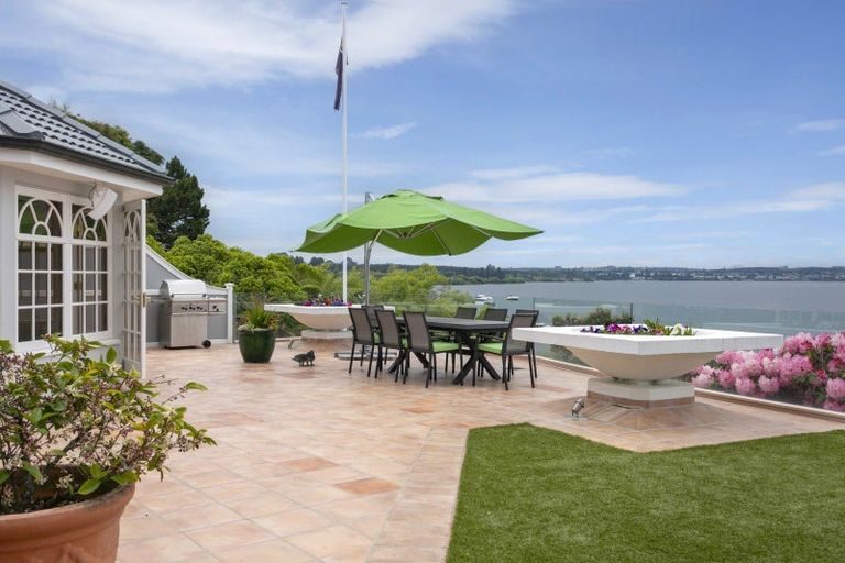 Photo of property in 23 Te Kopua Street, Acacia Bay, Taupo, 3330