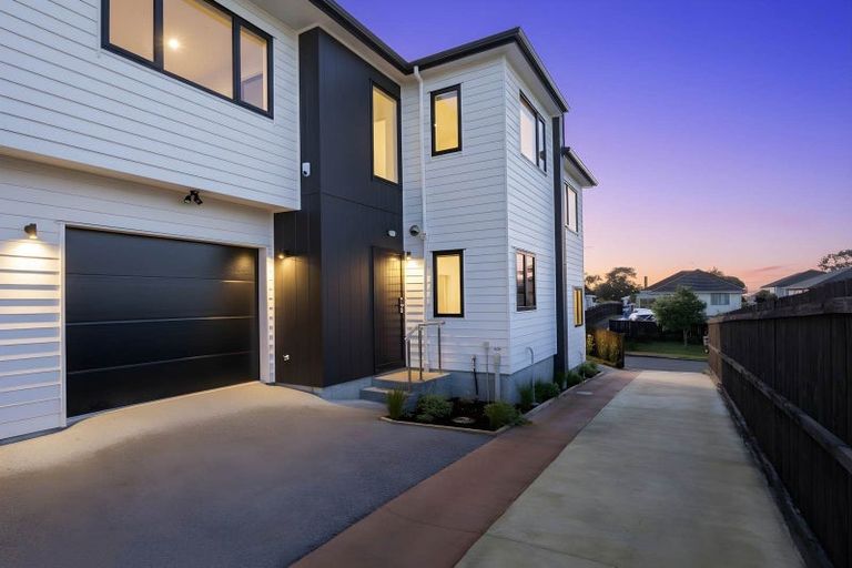 Photo of property in 21d Parker Avenue, New Lynn, Auckland, 0600