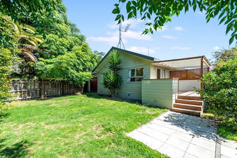 Photo of property in 32c Garland Drive, St Andrews, Hamilton, 3200
