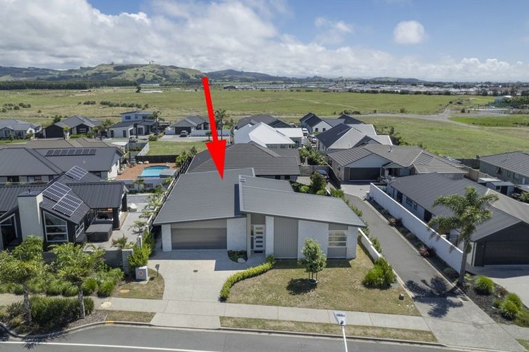 Photo of property in 116 Palm Springs Boulevard, Papamoa Beach, Papamoa, 3118