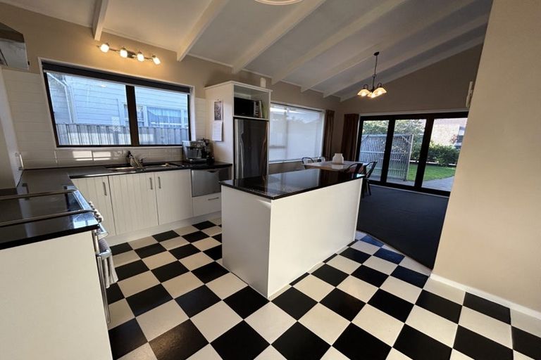 Photo of property in 140 Manchester Street, Feilding, 4702