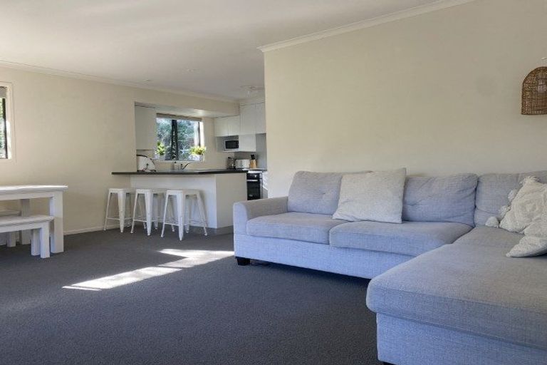 Photo of property in 8a Puaha Street, Takapuwahia, Porirua, 5022
