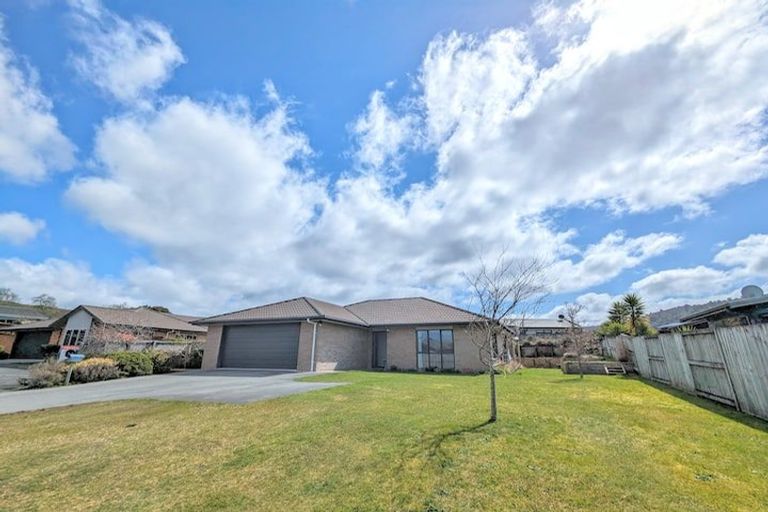 Photo of property in 51 Hamon Place, Pukehangi, Rotorua, 3015
