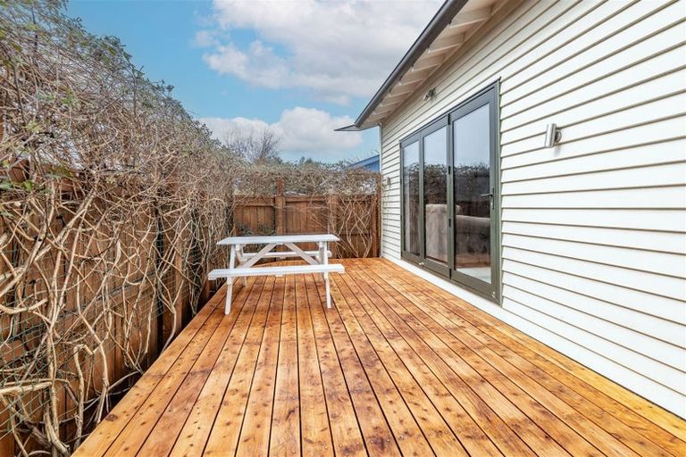 Photo of property in 1/96 Condell Avenue, Papanui, Christchurch, 8053