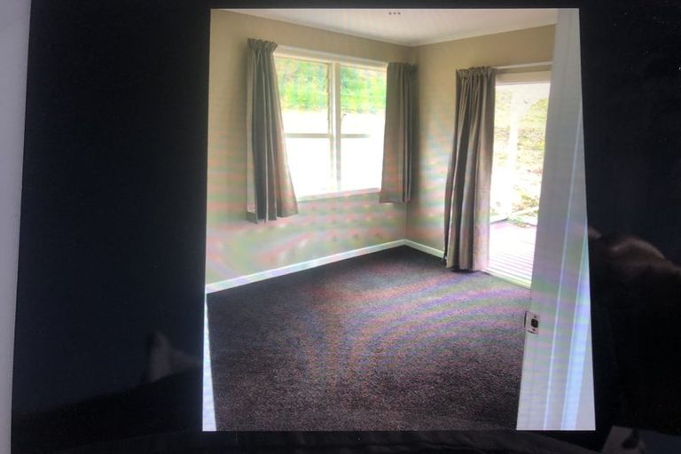 Photo of property in 15 Waitakere Road, Waitakere, Auckland, 0816