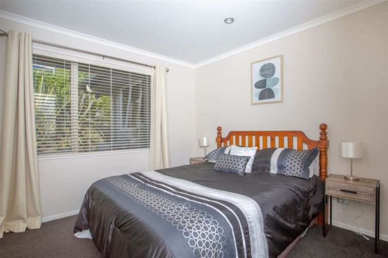 Photo of property in 21 Katania Heights, Brightwater, 7022