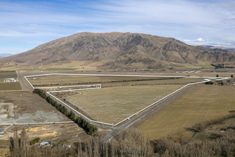 Photo of property in 227 Prohibition Road, Omarama, 9412