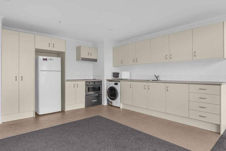 Photo of property in 14f/30 Westward Ho, Glen Eden, Auckland, 0602