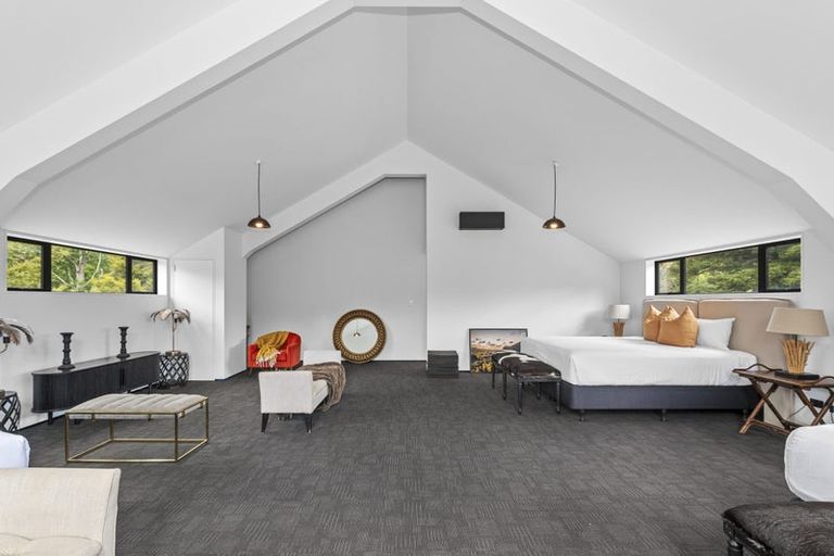 Photo of property in 127 Bethells Road, Waitakere, 0781