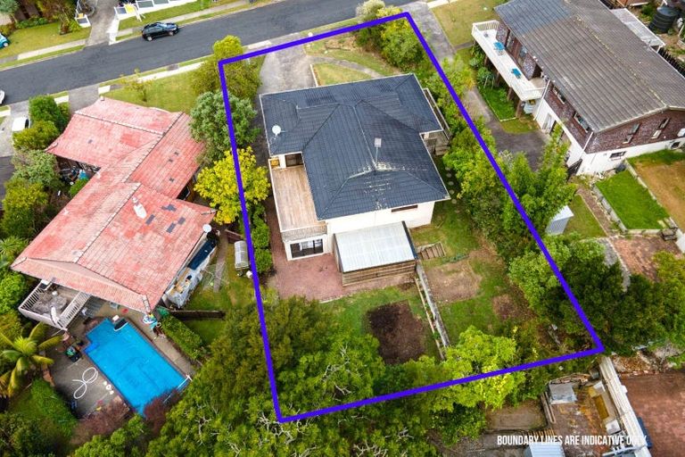 Photo of property in 7 Valdese Rise, Browns Bay, Auckland, 0630