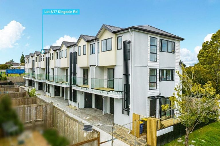 Photo of property in 5/17 Kingdale Road, Henderson, Auckland, 0610