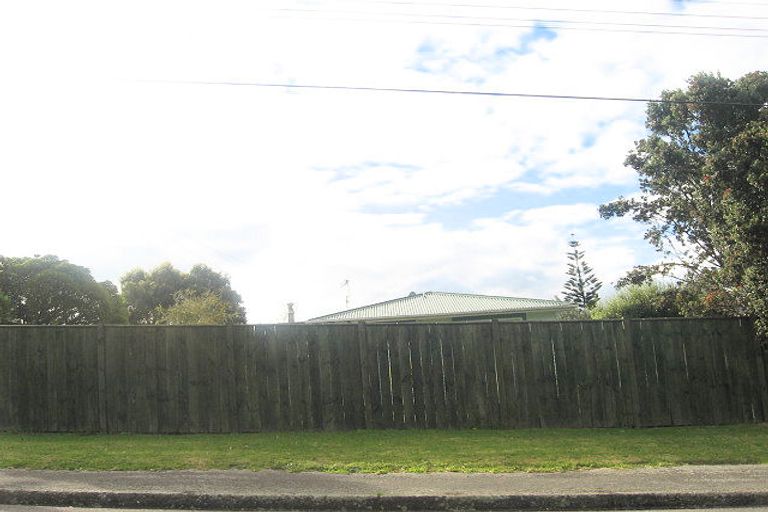 Photo of property in 9 Te Miti Street, Paekakariki, 5034