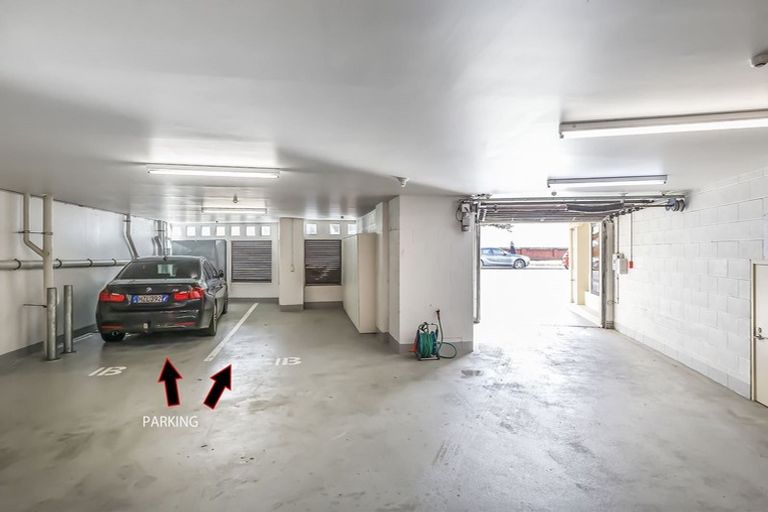 Photo of property in Semple House, 1b/84 Oriental Parade, Oriental Bay, Wellington, 6011