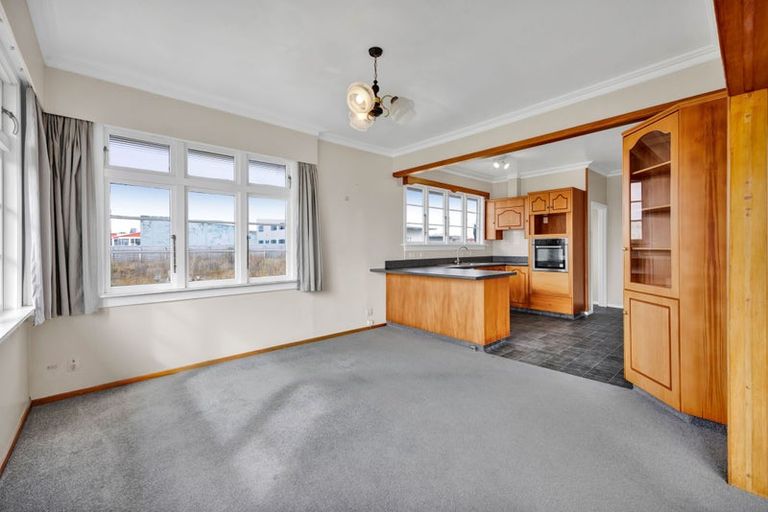 Photo of property in 155 Glover Road, Hawera, 4610
