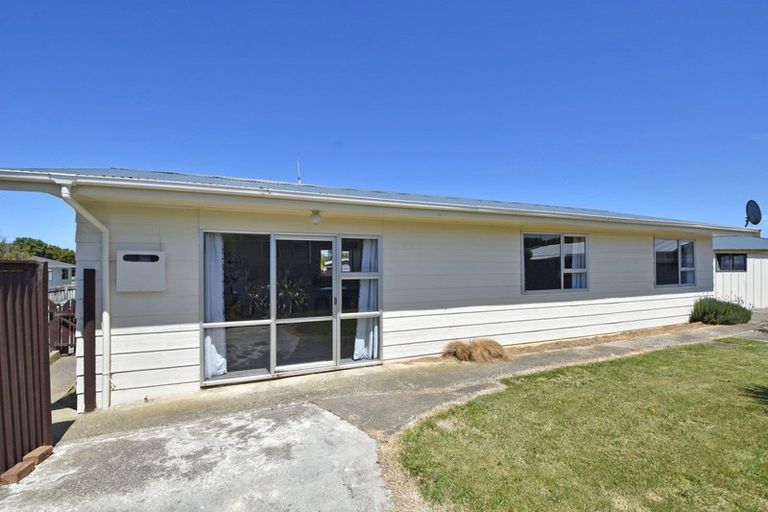 Photo of property in 82 Dunbeath Place, Kew, Invercargill, 9812