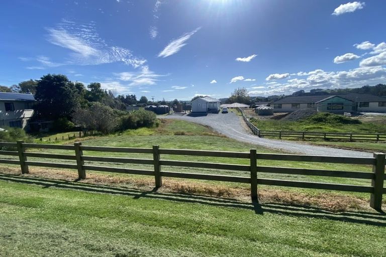 Photo of property in 13 Nurse Cavell Lane, Paparoa, 0571