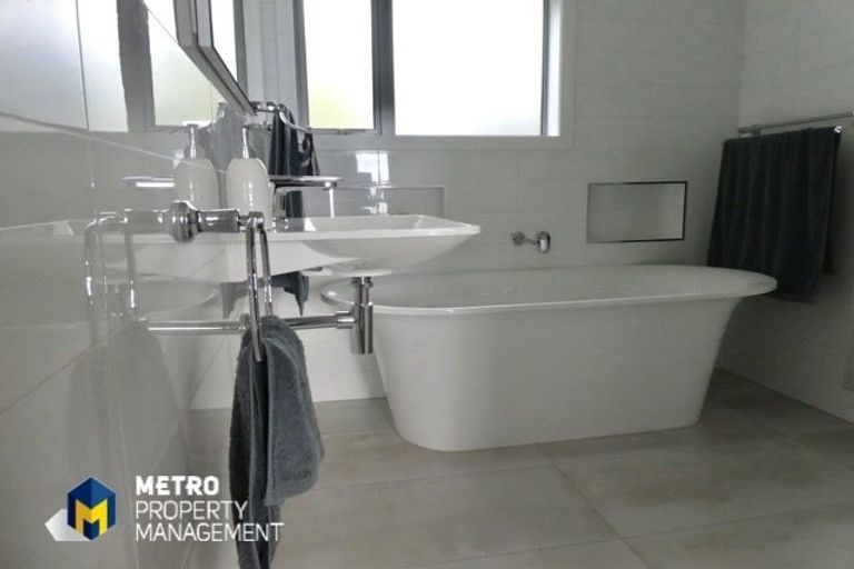 Photo of property in 68 Cliffs Road, Saint Clair, Dunedin, 9012