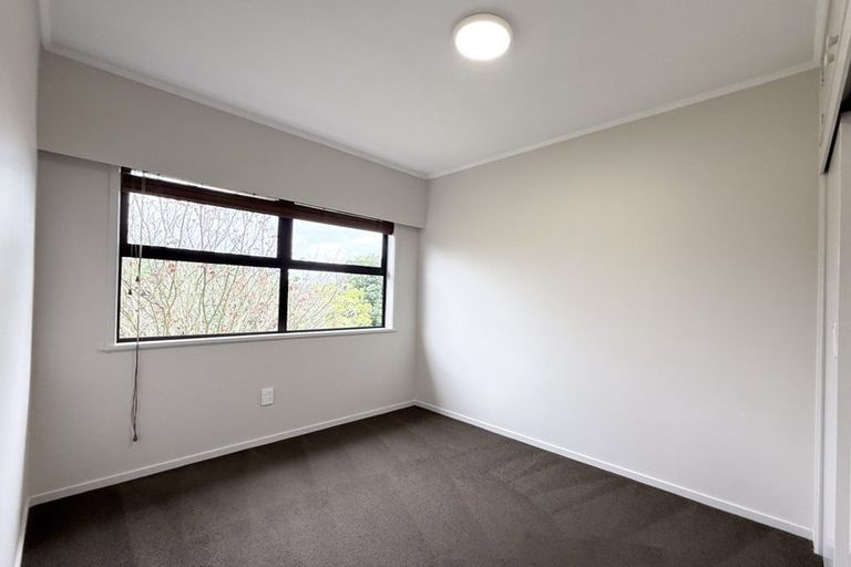 Photo of property in 10 Castleton Street, Birkdale, Auckland, 0626
