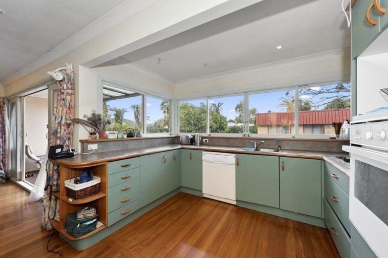 Photo of property in 14 Brocas Avenue, Hillcrest, Hamilton, 3216