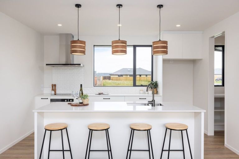 Photo of property in 10 Greenwood Place, Amberley, 7410