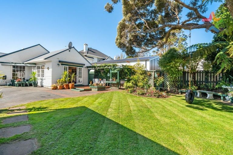 Photo of property in 130c Woburn Road, Woburn, Lower Hutt, 5010