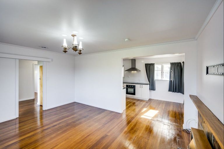 Photo of property in 34 Taradale Road, Marewa, Napier, 4110
