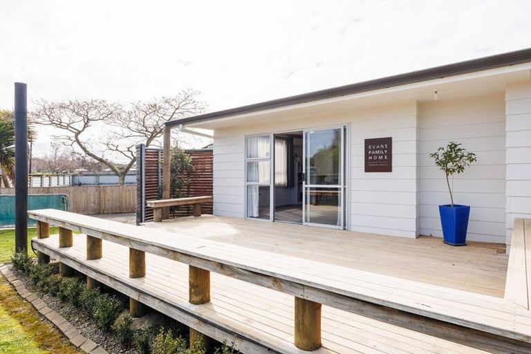 Photo of property in 51 Dewe Avenue, Feilding, 4702