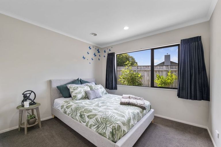 Photo of property in 43 Roto Street, Hurdon, New Plymouth, 4310