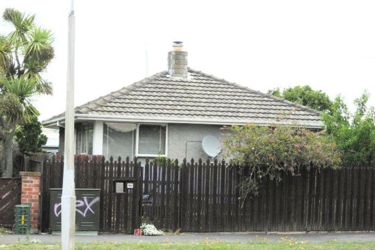 Photo of property in 90 Hay Street, Bromley, Christchurch, 8062