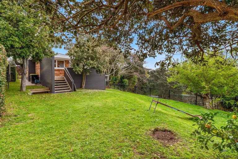 Photo of property in 107 Sutherland Road, Brookfield, Tauranga, 3110