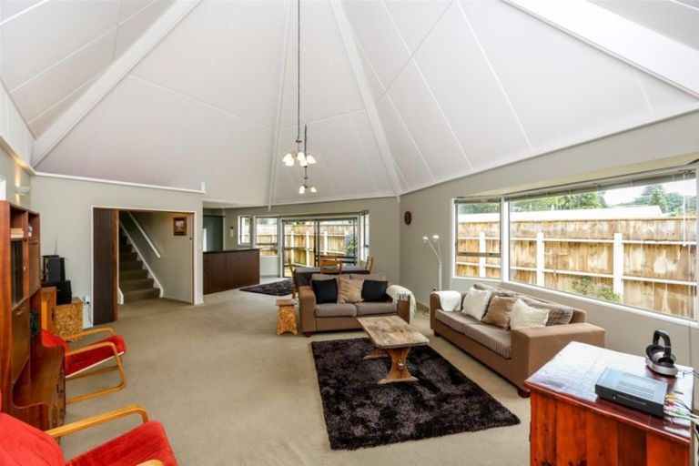 Photo of property in 35 Lorna Street, Lynmouth, New Plymouth, 4310