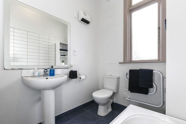 Photo of property in 3 Benhar Street, Maryhill, Dunedin, 9011