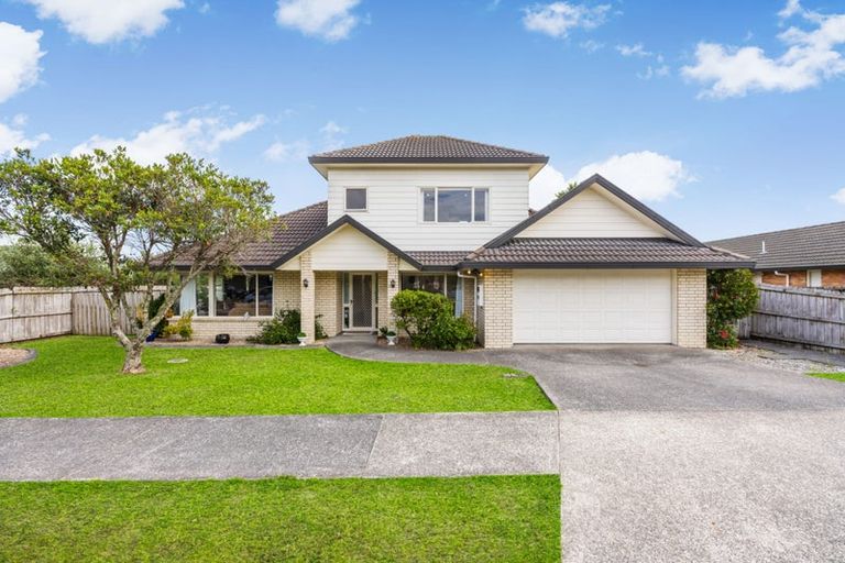 Photo of property in 124 Charles Prevost Drive, The Gardens, Auckland, 2105
