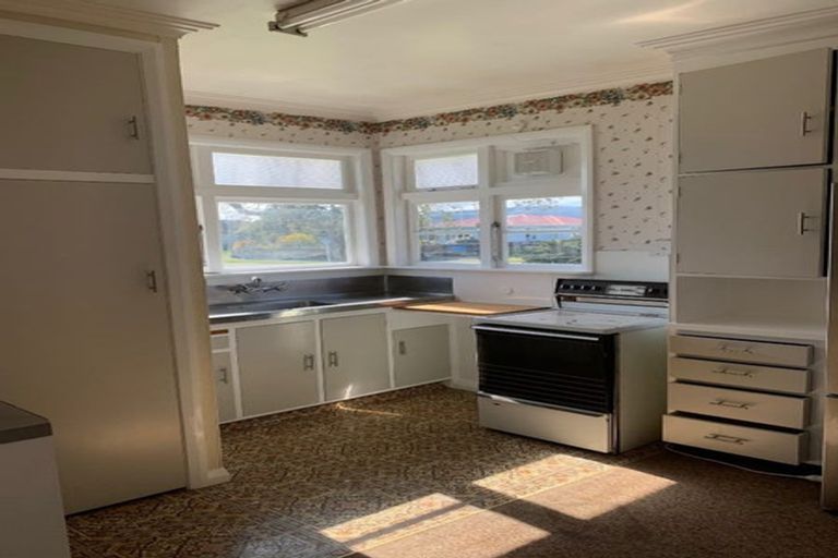 Photo of property in 19 Bowen Street, Levin, 5510