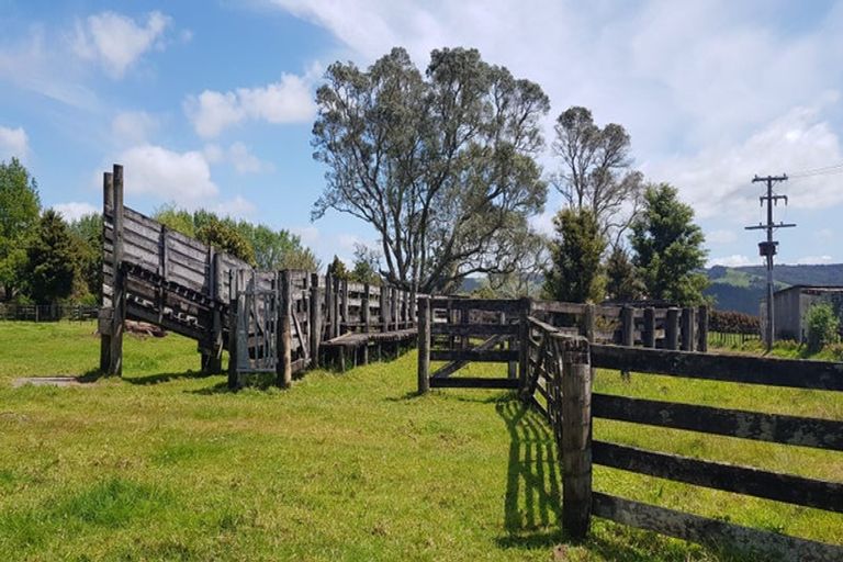 Photo of property in 47 Waikuku Road, Waimate North, Kerikeri, 0472